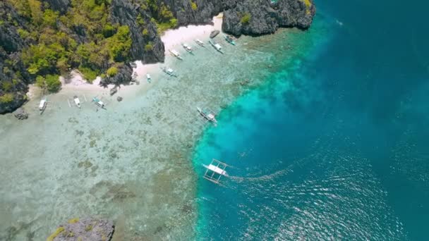 Tourist Tour Trip Banca Boats Shallow Water Shimizu Island Nido Royalty Free Stock Footage