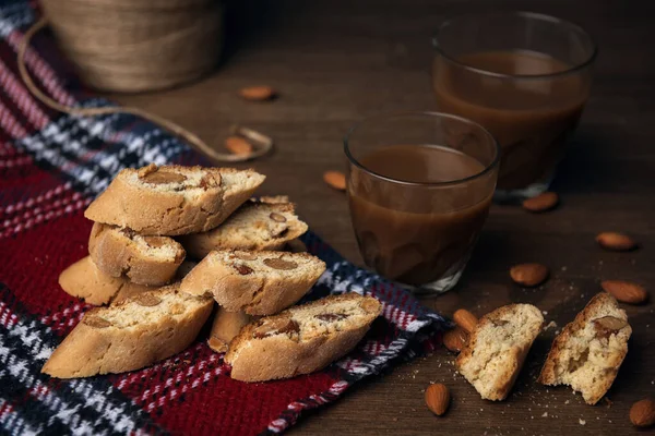 Homemade Italian Cookies Cantuccini Checkered Napkin Almond Seeds Two Glasses — стокове фото