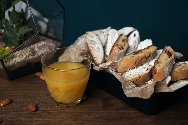 Homemade Italian Cookies Cantuccini Almond Seeds Glass Orange Juice — стокове фото