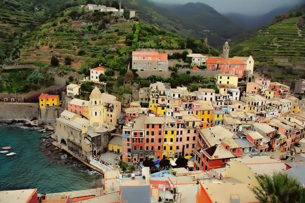 沿岸部のイタリアの都市 ヴェルナッツァ イタリアにある色付きの家 — ストック写真