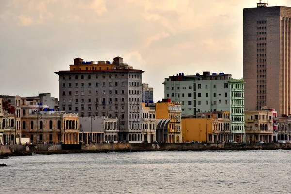 Havana, Küba 'nın kuruculuğunun 500. yıldönümünde.