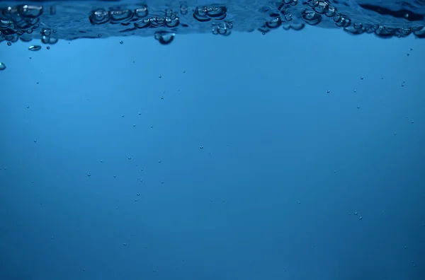 Superfície Bolhas Sob Água Azul Terra Volta Espaço Cópia — Fotografia de Stock