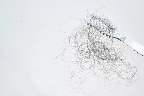 Saç dökülme sorunları çok fazla.