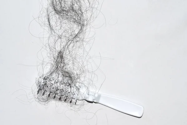 Saç dökülme sorunları çok fazla.