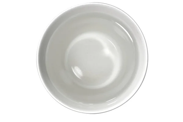 Suyu yansıtan bir ışık var. Cam beyaz. Su cam manzaralı. İçmek için beyaz arka plan izole edilmiş.