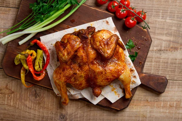 Roasted chicken Tabaka — Stock Photo, Image