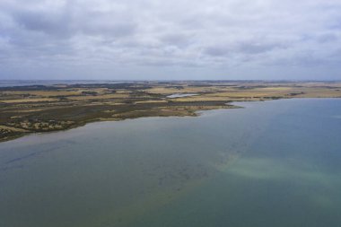 Güney Avustralya 'daki Büyük Avustralya Körfezi' nin hava fotoğrafı.