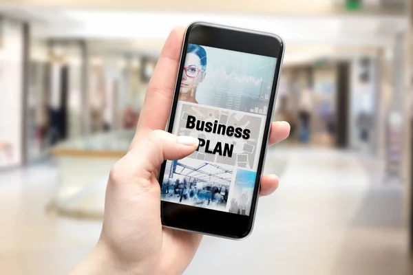 Business plan on the smartphone screen. — Stock Photo, Image