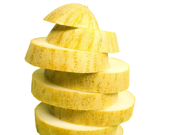 Kavun beyaz bir arkaplanda izole edilmiş