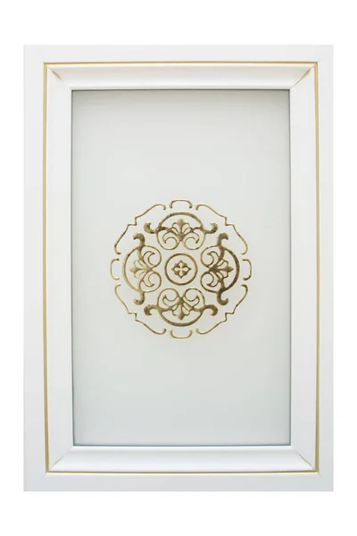 Mutfak, mobilya cephesi, ön manzara. Mutfağın ön cephesi beyaz arka planda izole edilmiş..