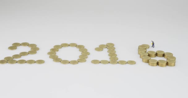 Zlaté mince jako 2016 změnit na 2017 časová prodleva — Stock video
