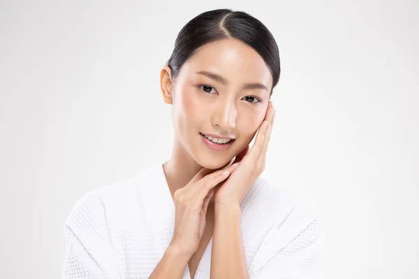 Hermosa Mujer Joven Asiática Tocando Suave Sonrisa Mejilla Con Piel — Foto de Stock