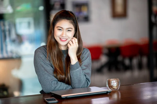 Beautiful Attractive Business Asian Woman Laptop Smile Have Positive Emotional — Stok Foto