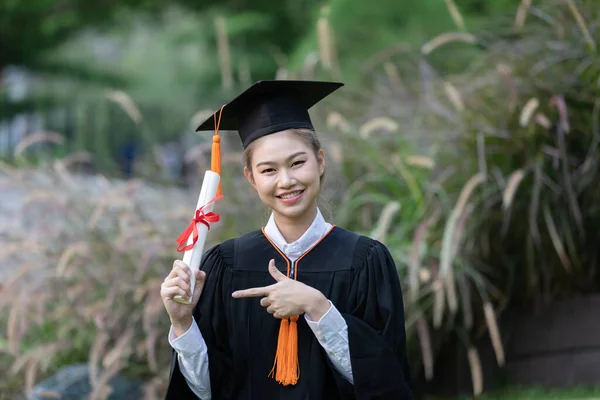 Attractive Asian Women Student Graduate Cap Gown Celebrating Certificate Hand — Stock Photo, Image