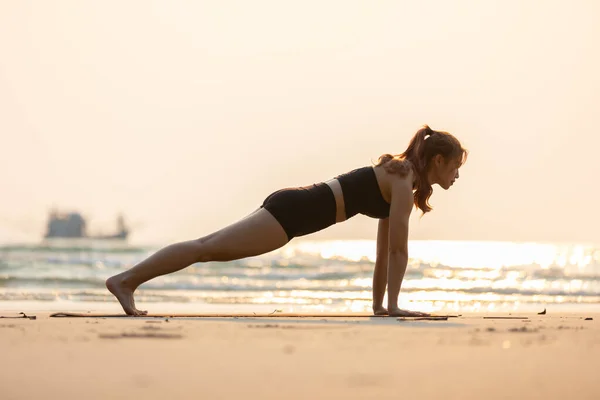 Asian Young Woman Practice Yoga Plank Phalakasana Pose Sand Beach — Stock Photo, Image