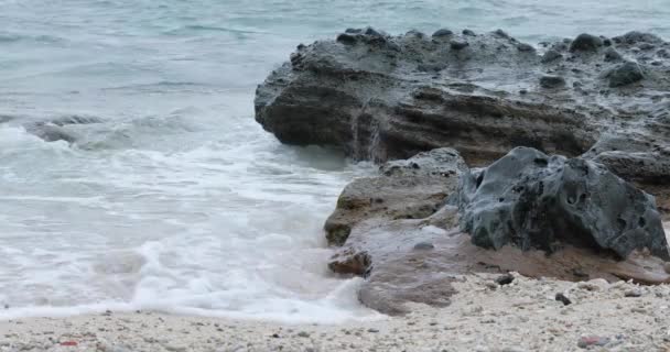 Κύματα Του Ωκεανού Σπάνε Υφή Του Νερού Βίντεο — Αρχείο Βίντεο
