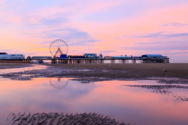 Lever du soleil : Blackpool — Photo