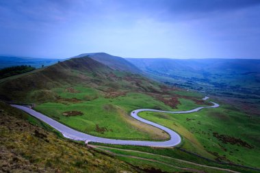 Mam Tor tepe bölgesinde İngiltere'de
