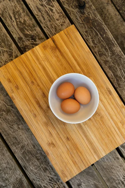 Eier Von Oben Einer Schüssel — Stockfoto