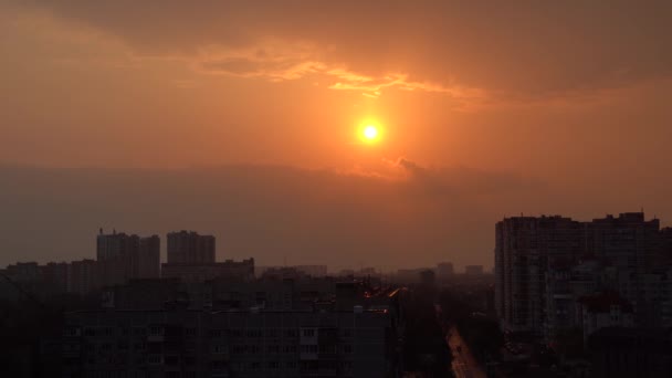 Закат Над Городом Вид Сверху Стрельба — стоковое видео
