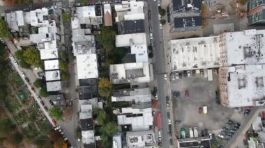 Philadelphia şehir merkezinin kuş bakışı görüntüsü. Pensilvanya 'nın gündüz şehir güzeli, Amerika Birleşik Devletleri' ni geziyor. .