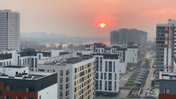 Solnedgång Över Staden Novosibirsk Sibirien Vintern Kväll — Stockvideo