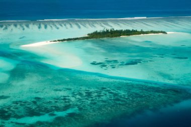 Maldivler deniz ve Ikand ile hava manzarası