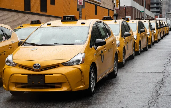 Nueva York Nueva York Estados Unidos Abril 2020 Muchos Coches —  Fotos de Stock