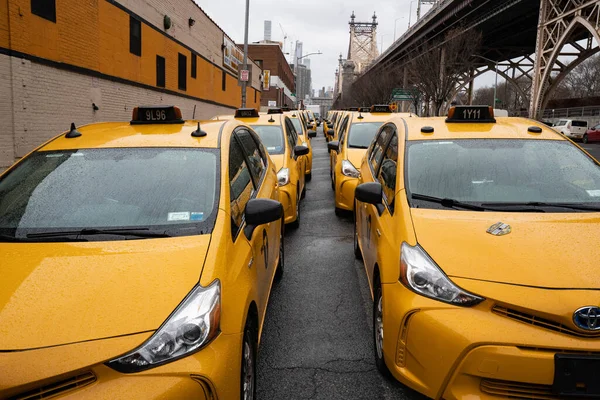 Nueva York Nueva York Estados Unidos Abril 2020 Muchos Coches —  Fotos de Stock