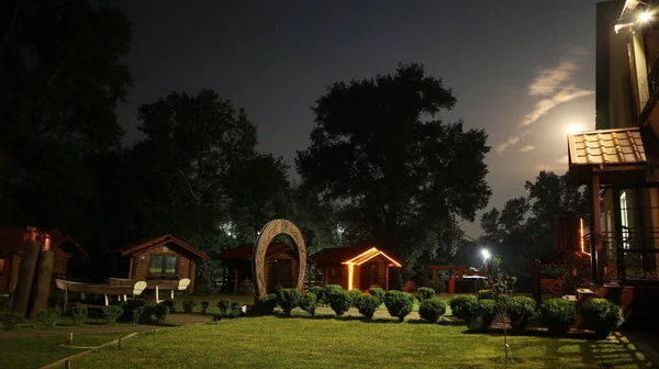 Yard Van Nacht Resorana Het Maanlicht — Stockfoto