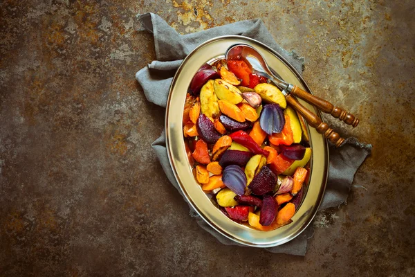 Roasted vegetables overhead view — Stock Photo, Image