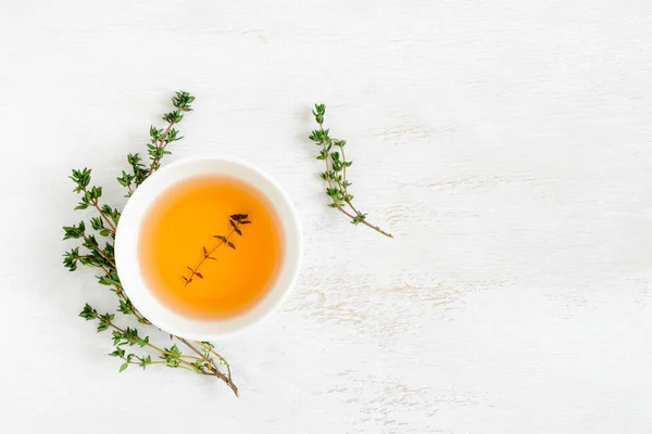 Thyme tea, top view — Stock Photo, Image