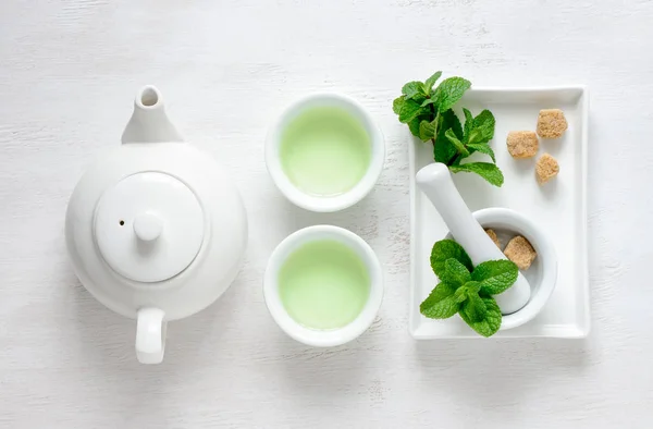 Taze nane çayı kavramı — Stok fotoğraf