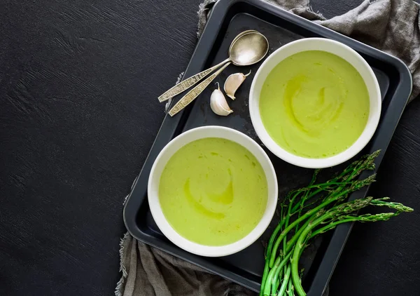 Sopa de aspargo, vista de cima — Fotografia de Stock