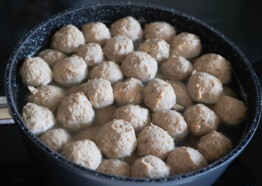 Bakso Sapi, Endonezya Çiğ Köftesi 