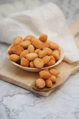 Endonezya kurabiyeleri, Biji Ketapang, Idul Fitri Kurabiyeleri