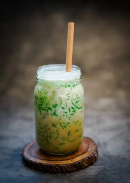 Cendol Indonesian Iced Dessert Rice Flour Pandanus Jelly Coconut Milk — Stock Photo, Image