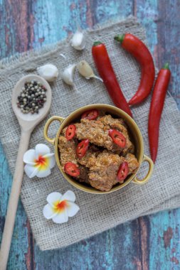 Endonezya Meşhur Beef Rendang