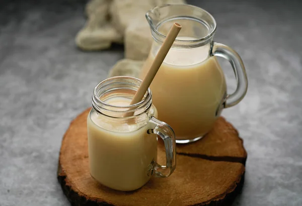 Homemade Fresh Banana Juice — Stock Photo, Image