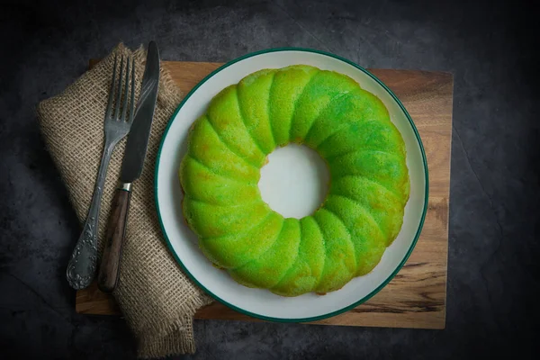 Indonesian Cake: Pandan chiffon cake