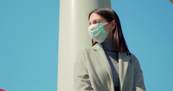 Mulher Com Máscara Protetora — Vídeo de Stock