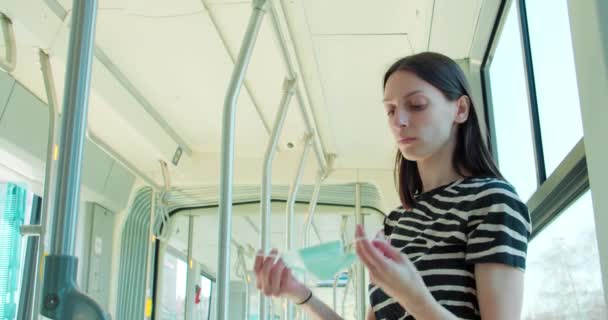 Mujer Viajando Tranvía — Vídeo de stock