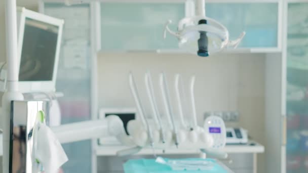 Female Dentist Dentists Office — Stock Video
