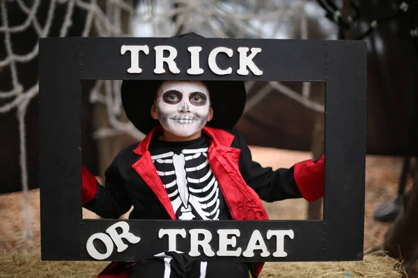 Trick or treat photo frame — Stock Photo, Image