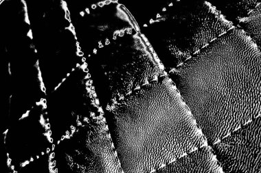 Kışın donmuş şelale. Transcarpathia, Rakhiv bölgesi, Kobiletska Polyana köyü.