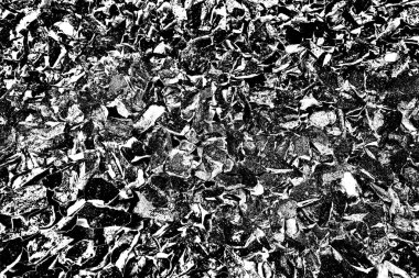 Doğada kayalık yol