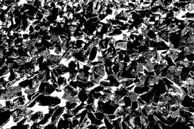 Doğada kayalık yol