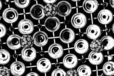 Demir plakalı tavan.