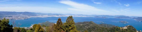 Miyajima Adası 'ndan görüntü 