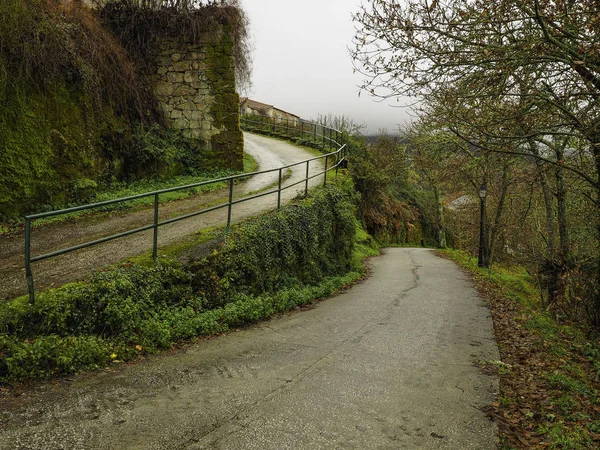 Carretera dos direcciones — Foto de Stock